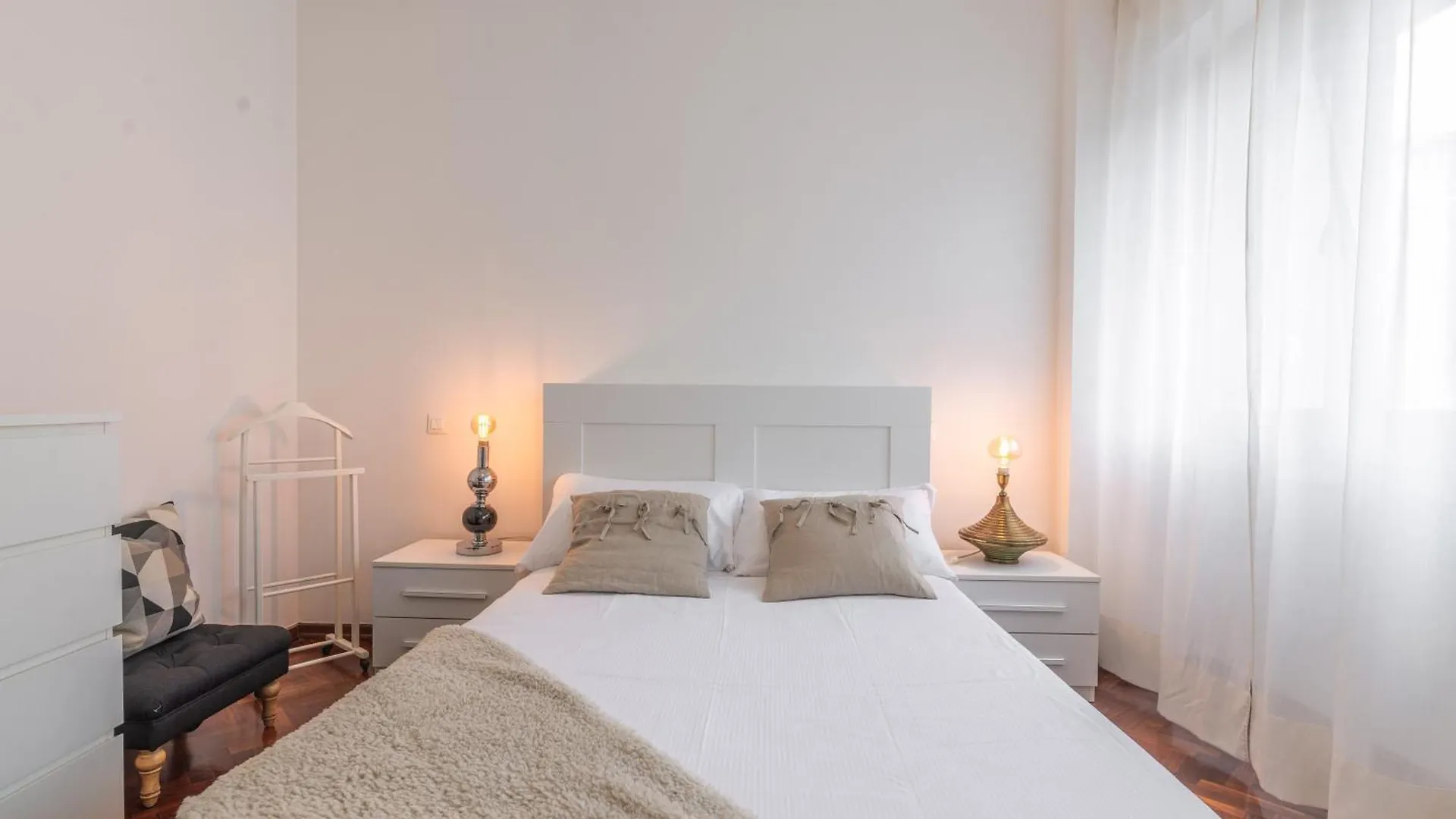 Windrose Residenza Serena 피사 0*,